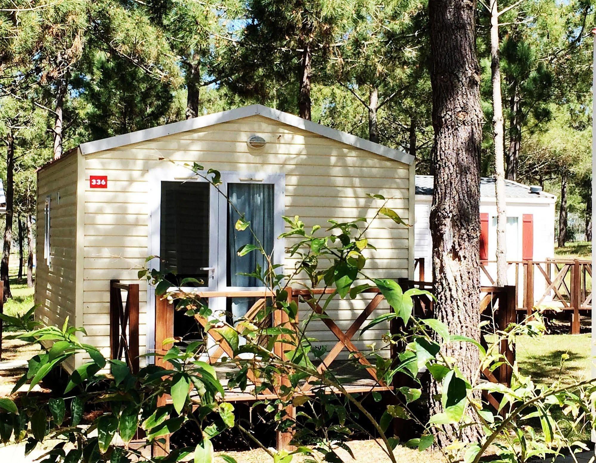 Parque De Campismo Orbitur Sitava Milfontes Hotel Malhadinhas Exterior foto