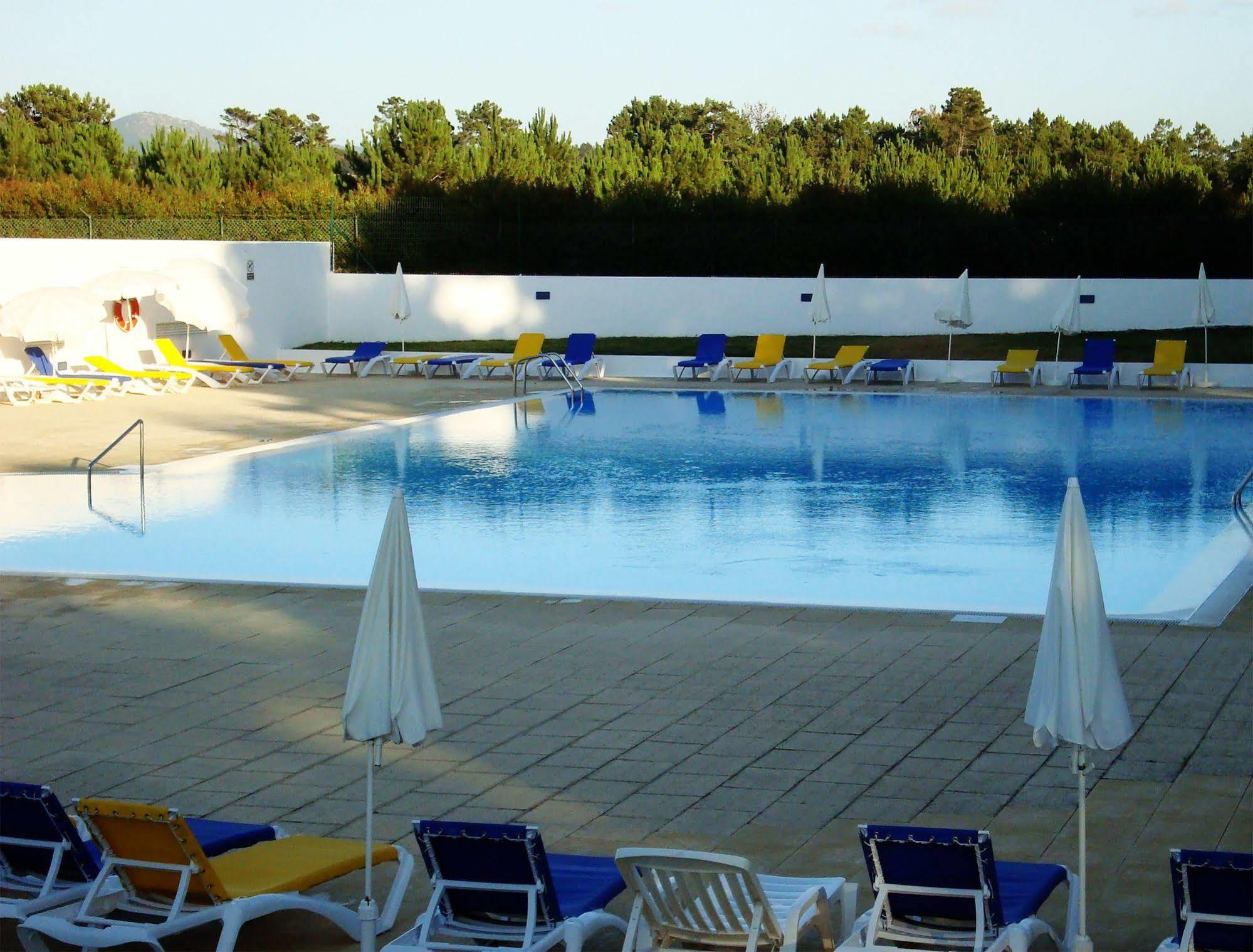 Parque De Campismo Orbitur Sitava Milfontes Hotel Malhadinhas Exterior foto