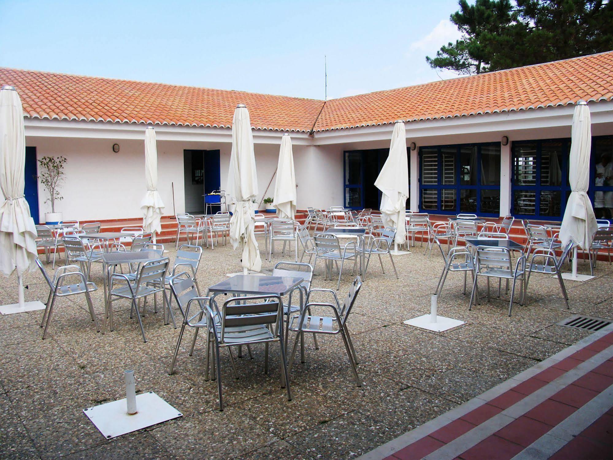 Parque De Campismo Orbitur Sitava Milfontes Hotel Malhadinhas Exterior foto